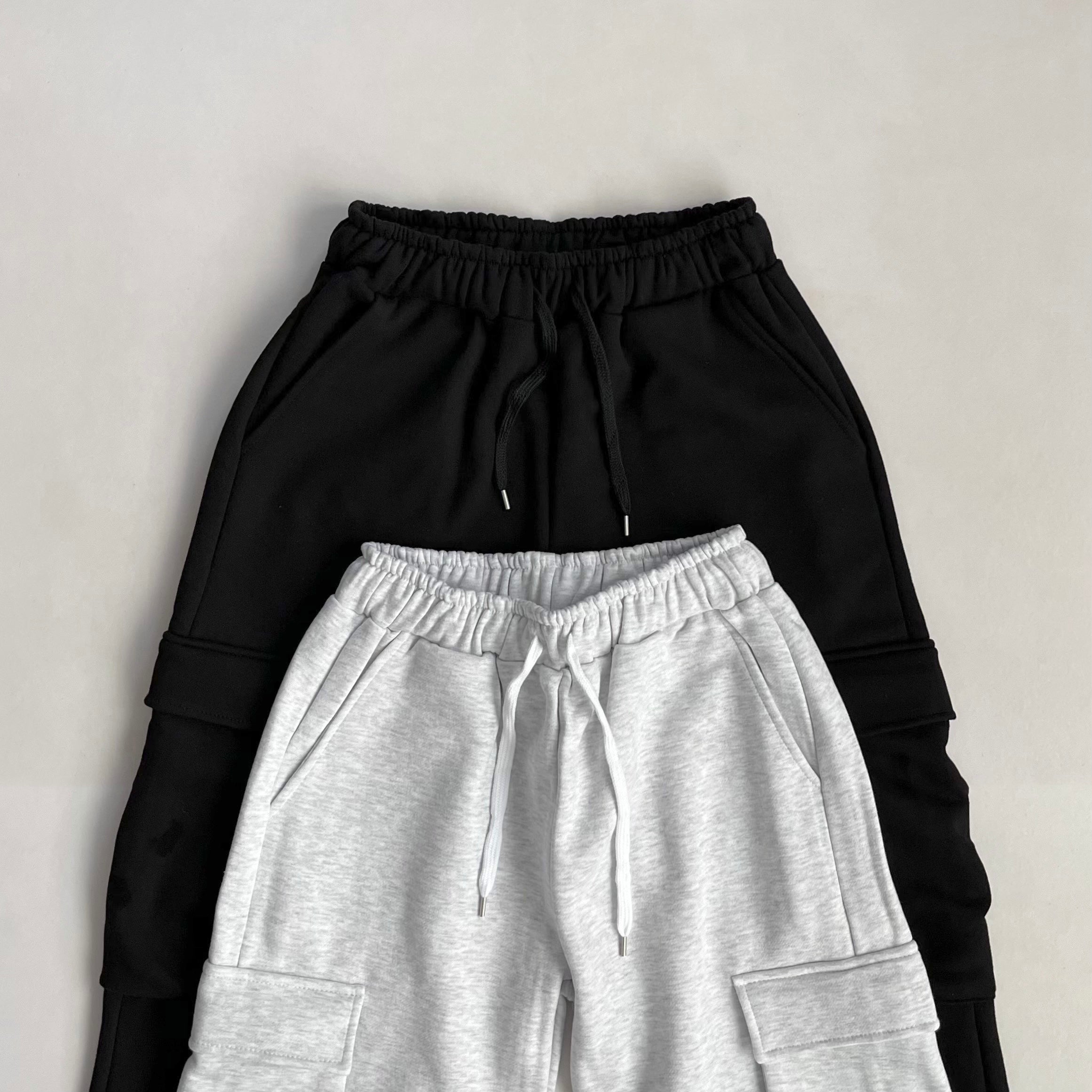 Napping cargo sweat pants