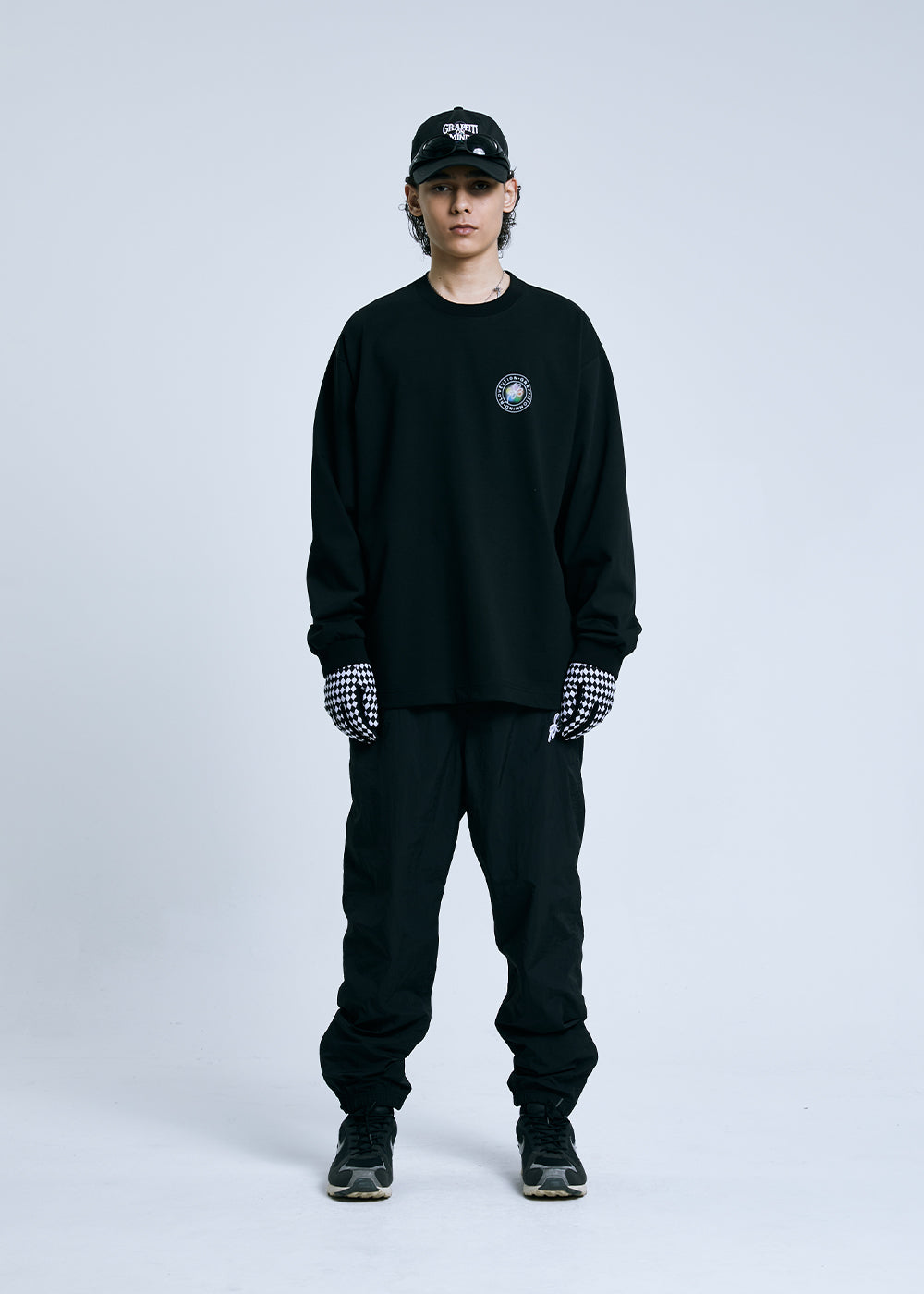 EMBLEM LONG SLEEVE T-SHIRT_BLACK