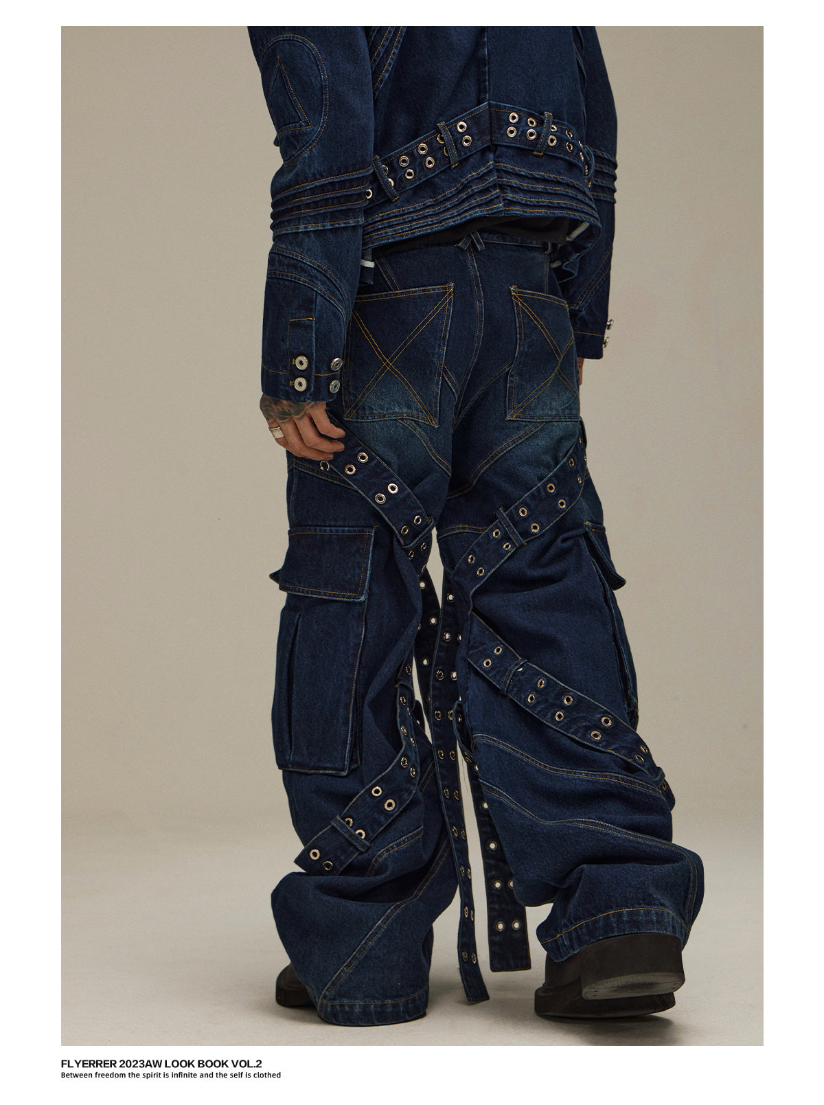 heavy-duty pleated stitching hardware drape jeans