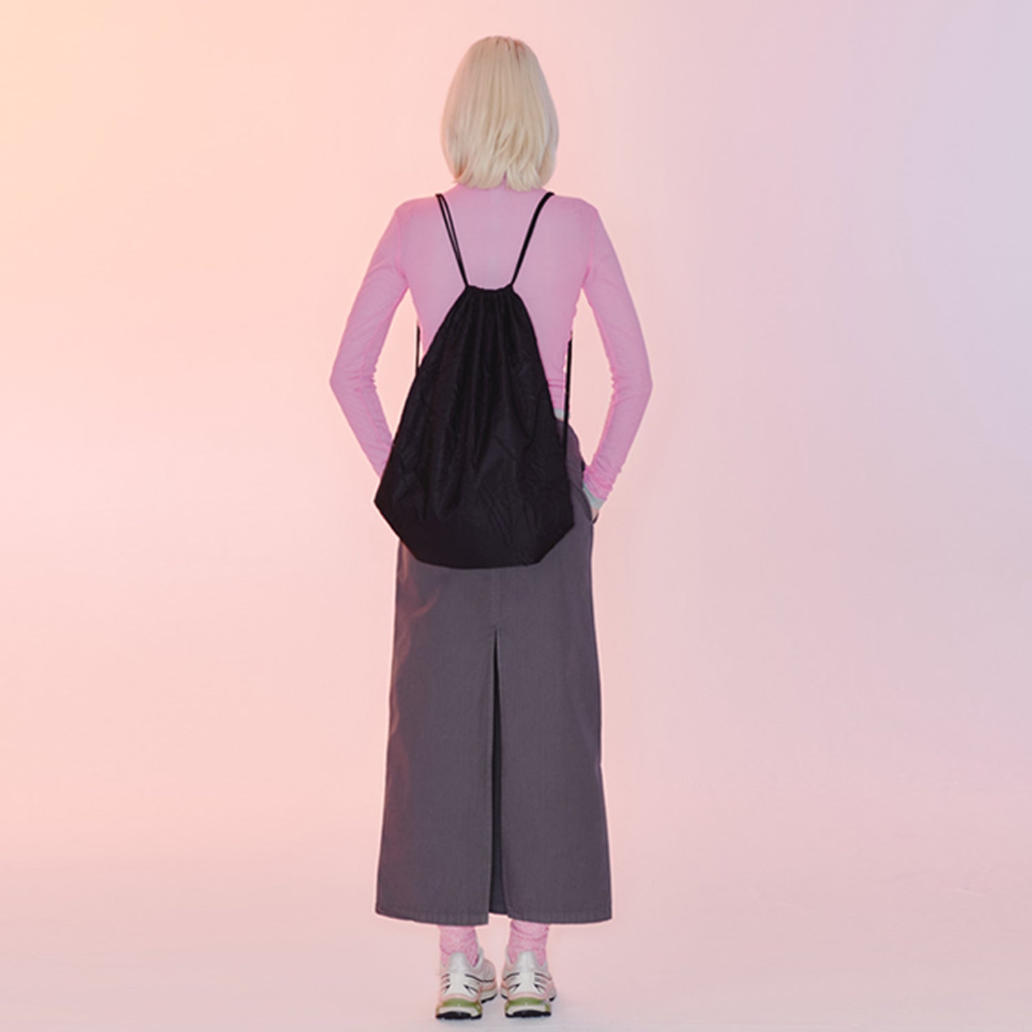 Waterloo Drawstring Bag (Crease Black)