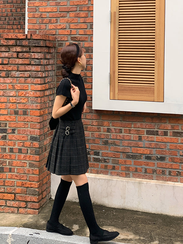 Puzzle Wool Check Bijoe Buckle Pleats Winter Mini Skirt (3 colors)