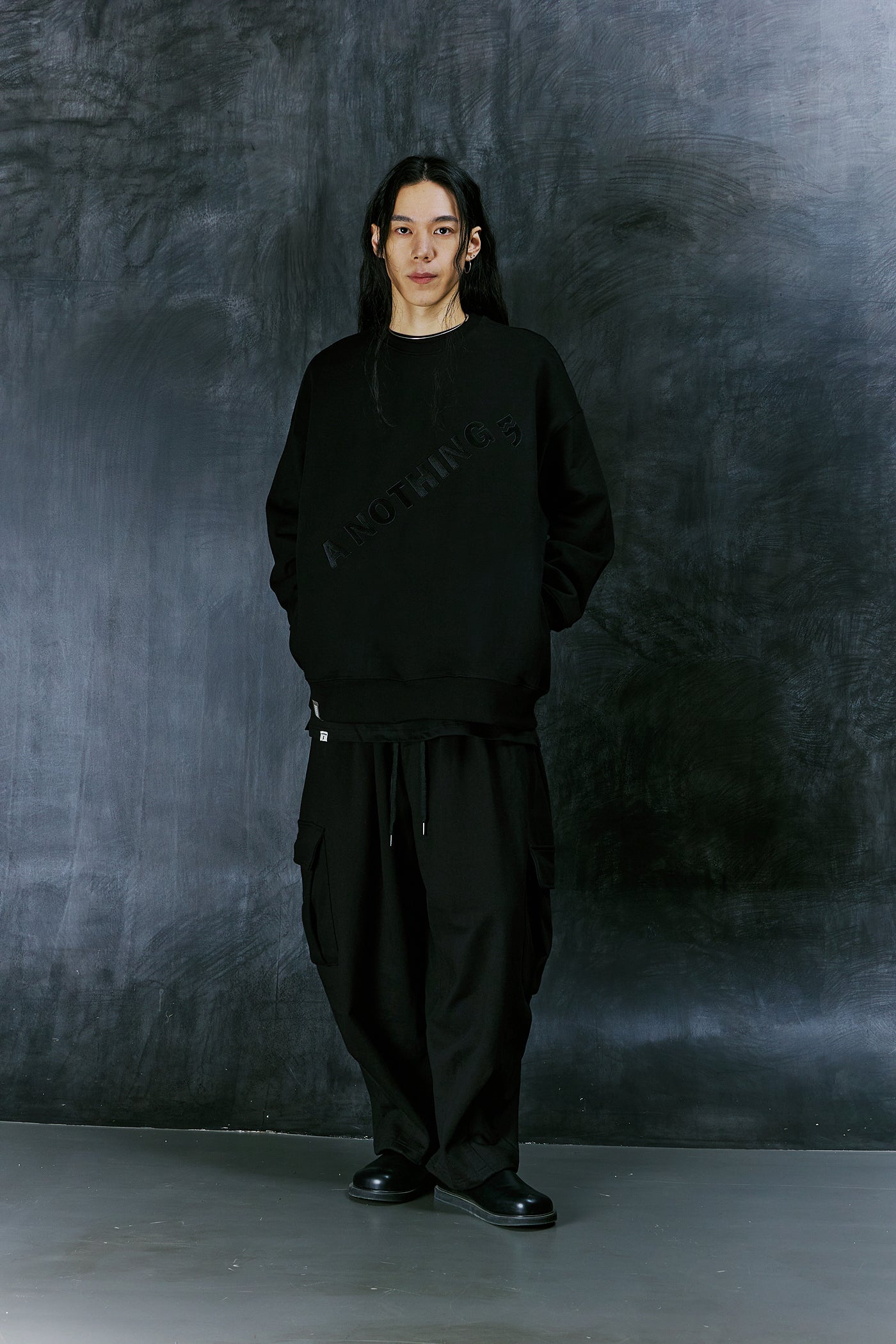 DIAGONAL-EMBROIDERY MTM (Black)