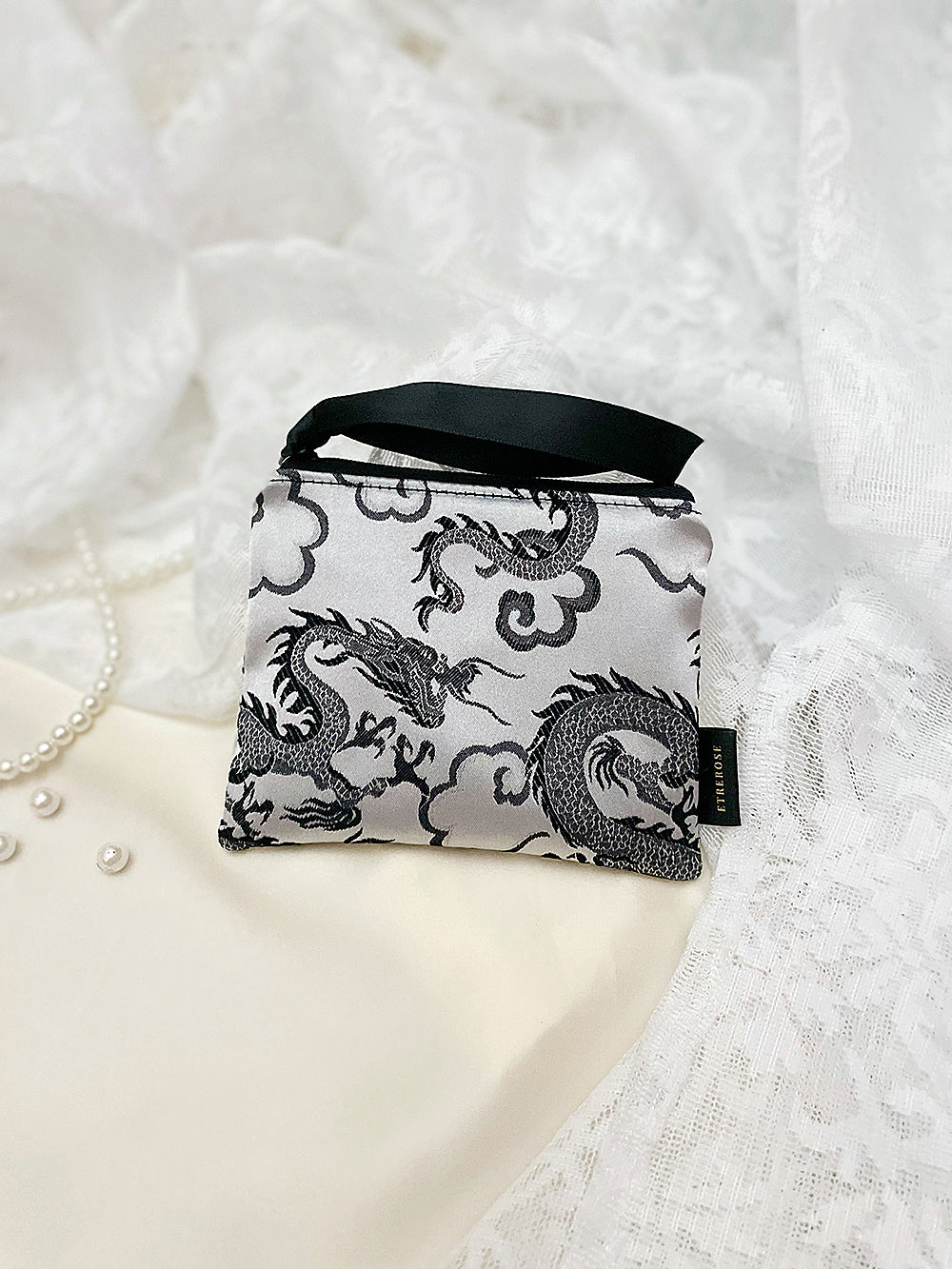 Dragon Embroidery Satin Zip-pouch (S/2color)