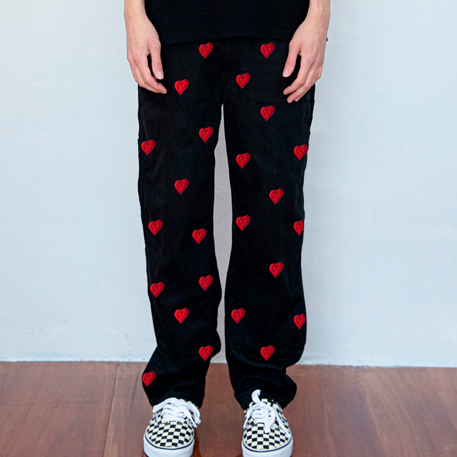 DOMINANT HEART LOGO WIDE PANTS_BLACK