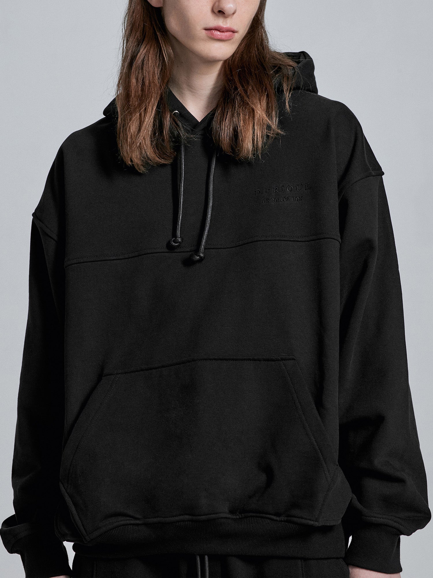 06 OVERSIZED HOODIE