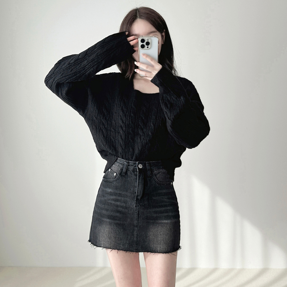 cutting mini denim skirt jean