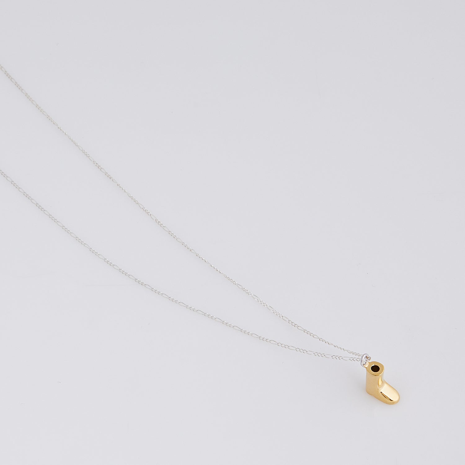 put on your boots necklace gold plated ver.