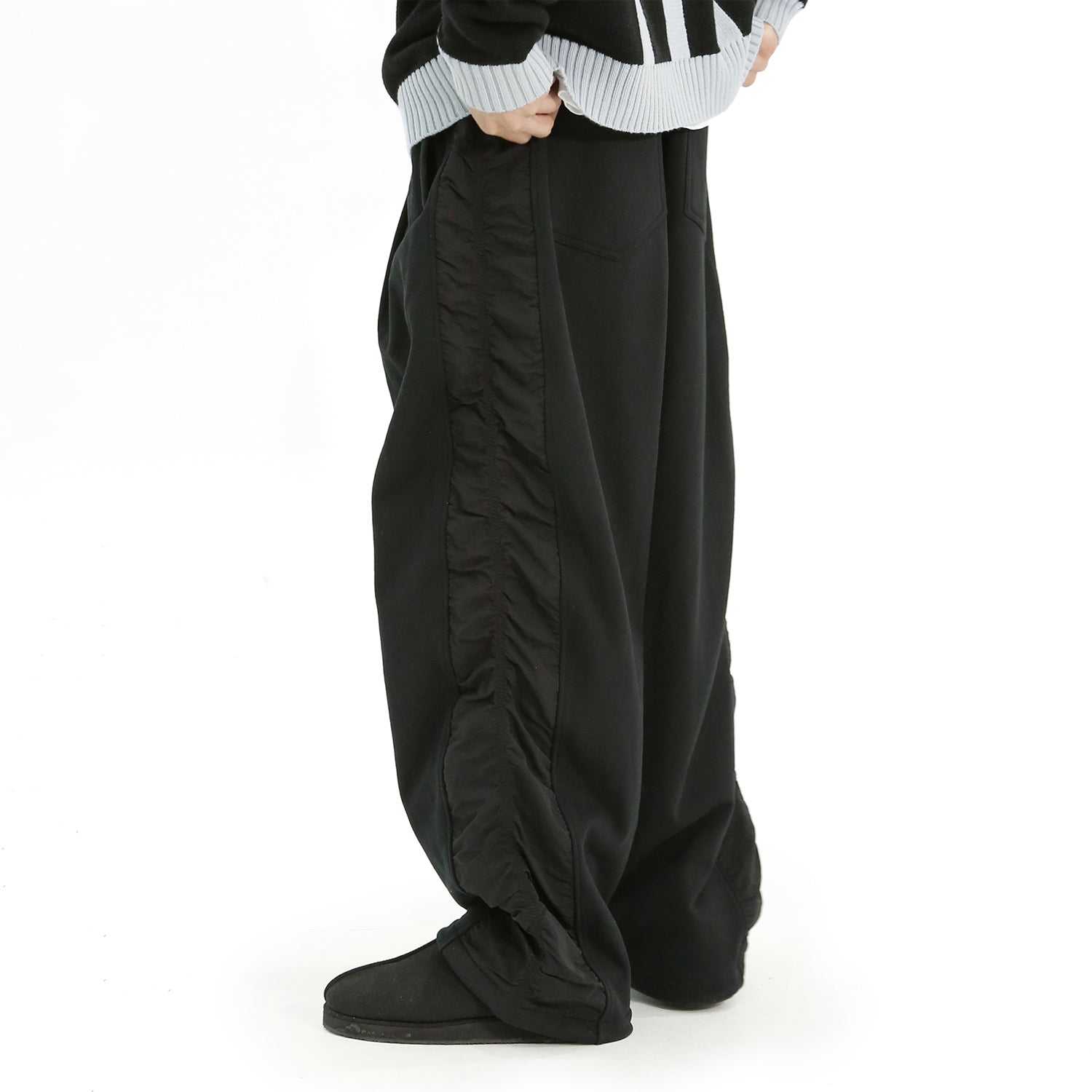 XP176 Loose Fit Shirring Nylon Cotton Sweatpants (BLACK)