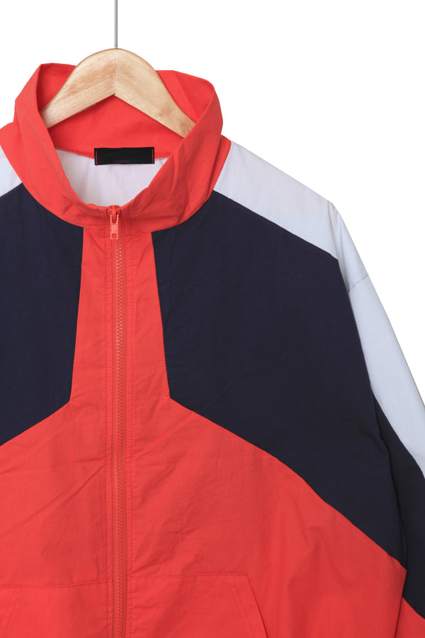 triple-colored zip-up