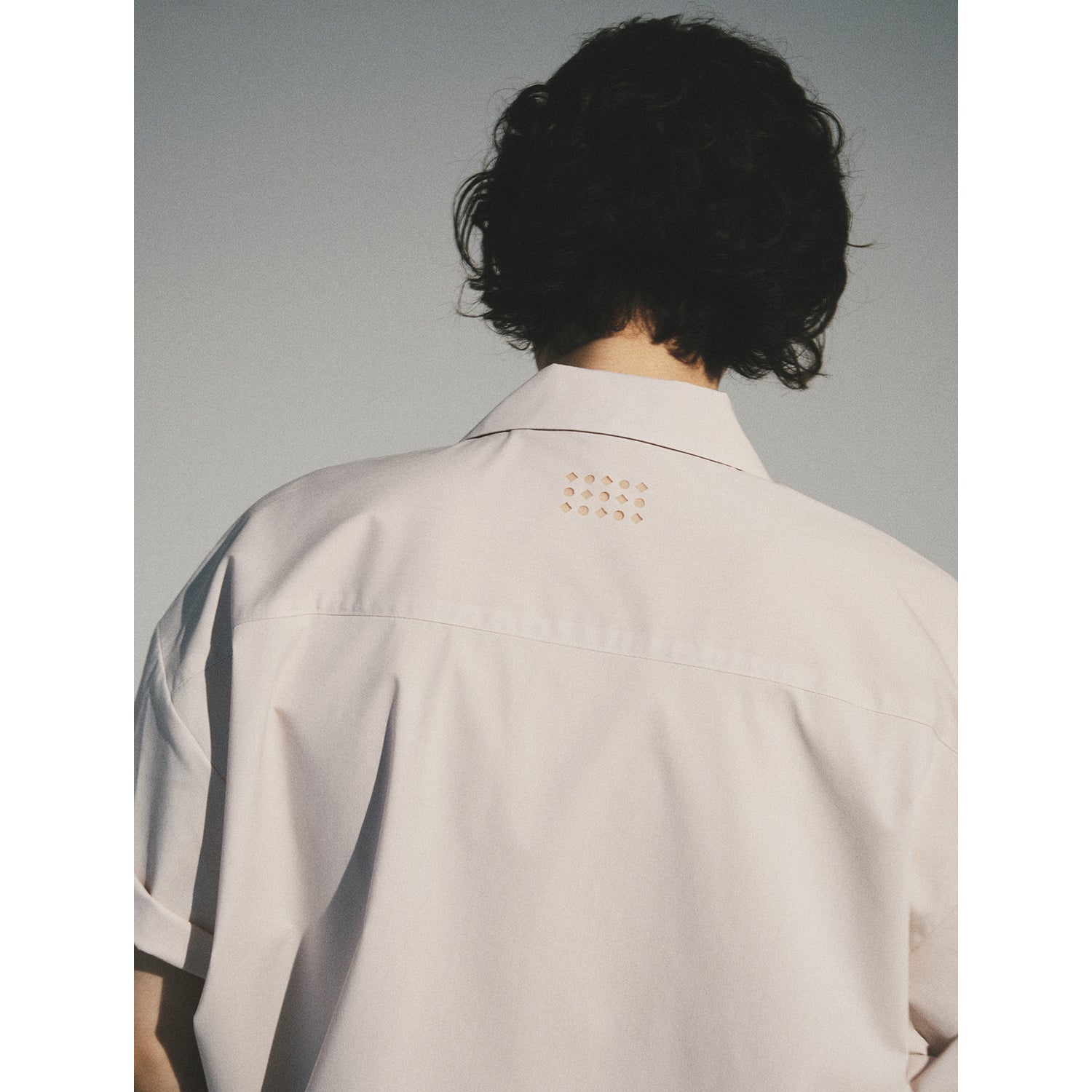 LAY-CUT BUTTON SHIRT_IV