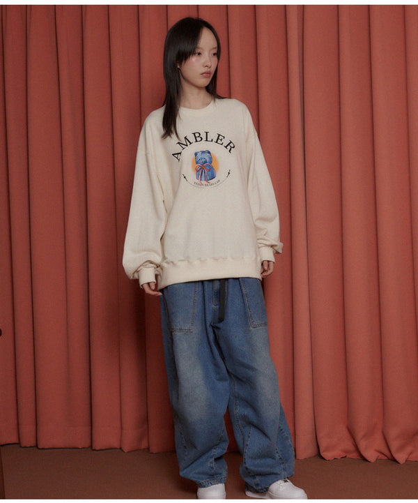 AMBLER 男女共用 Blue bear yearbook オーバーフィット マンツーマンTシャツ AMM1206