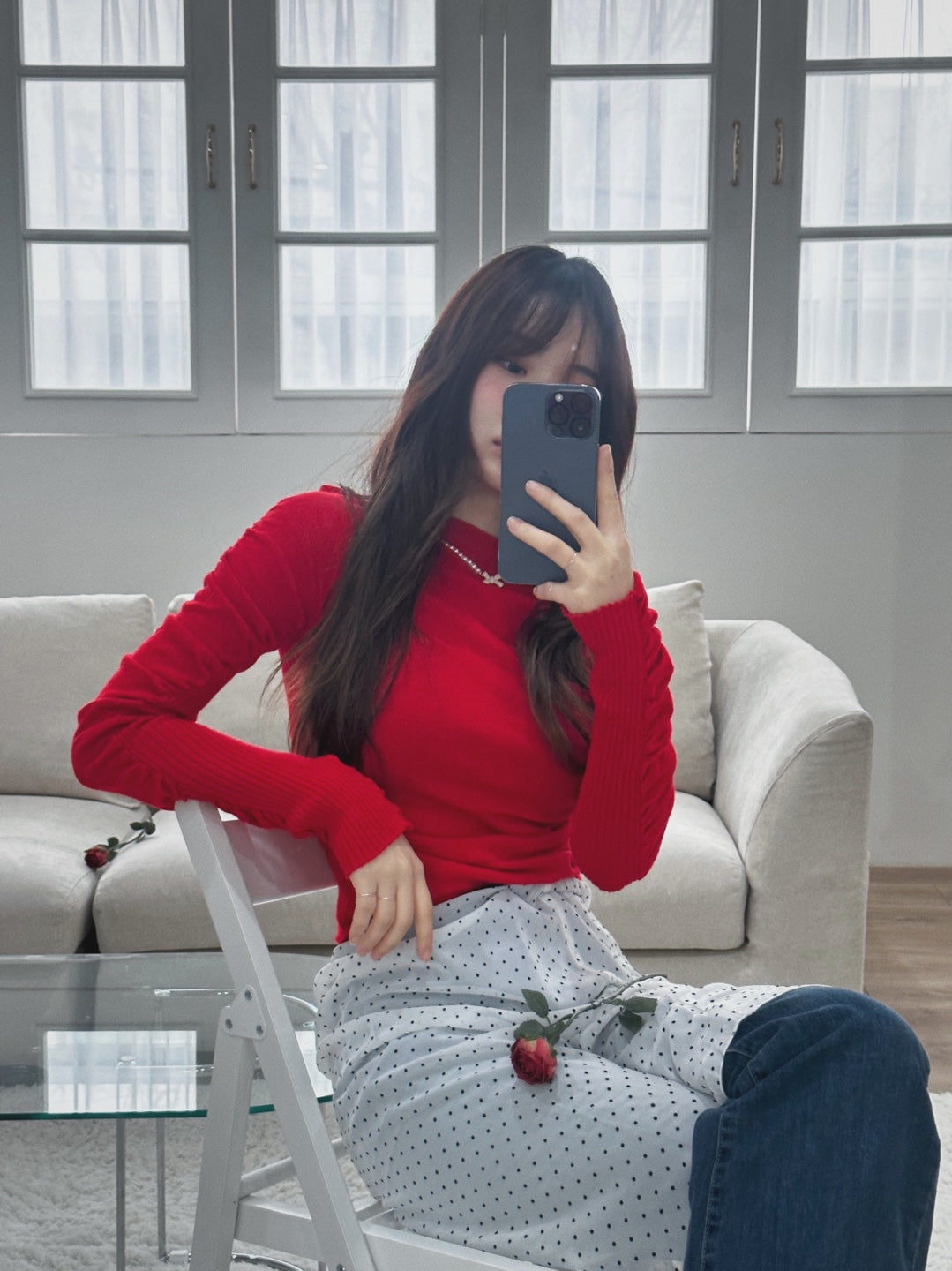 Apple red shirring long sleeve knit