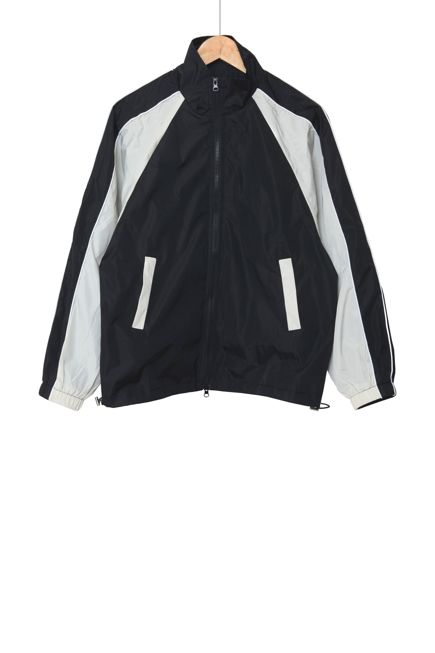 piping colored nylon jacket