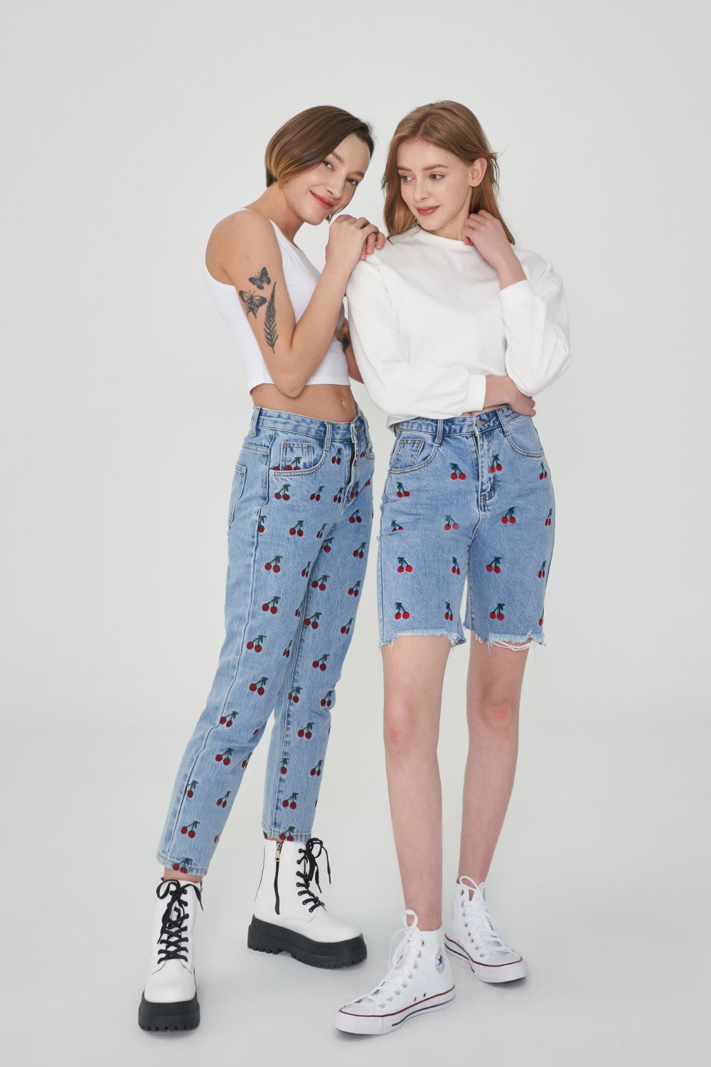 STRAIGHT FIT CHERRY EMBROIDERY CROPPED DENIM PANTS [6811]