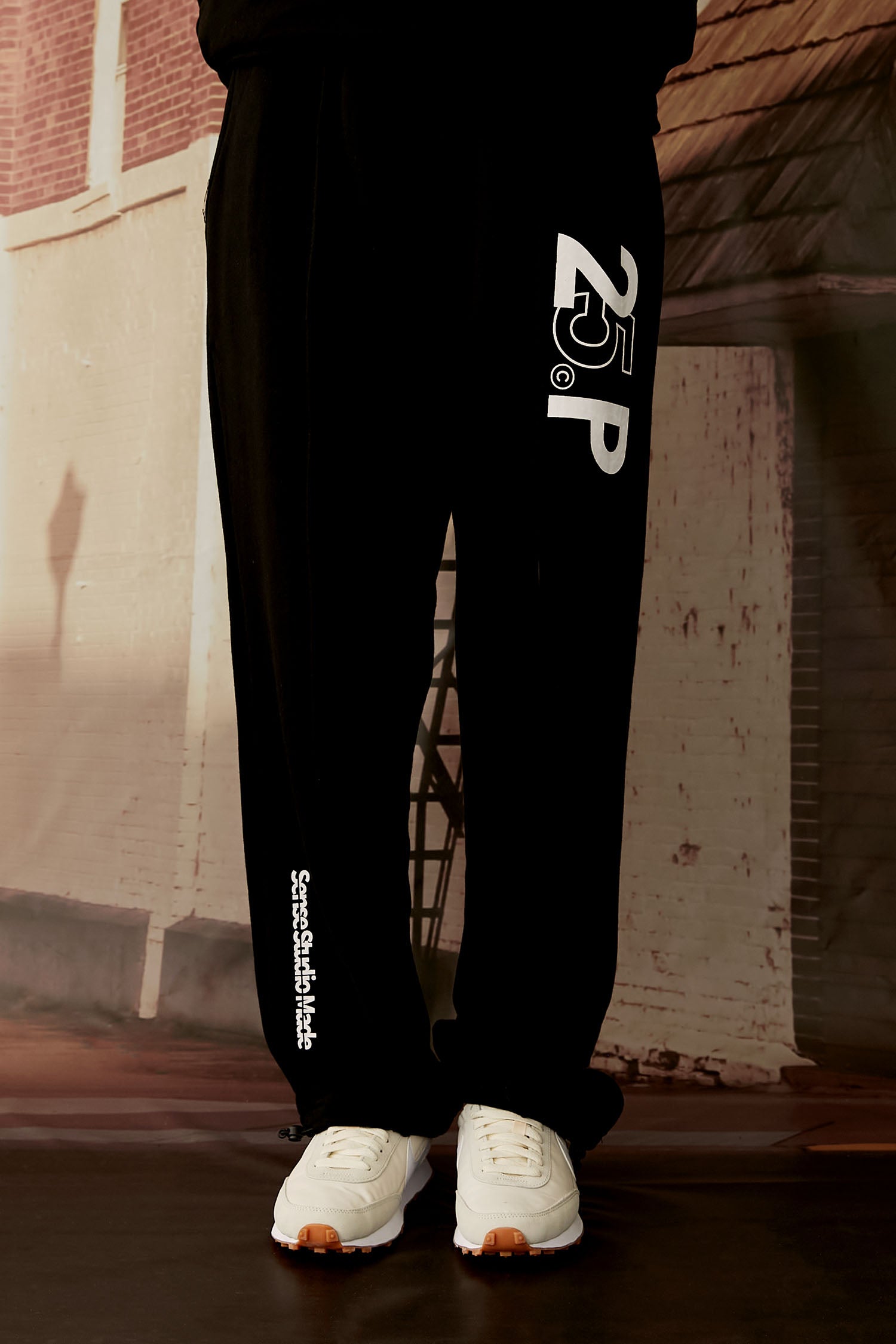 25P SENSE LOGO SWEAT PANTS_BLACK