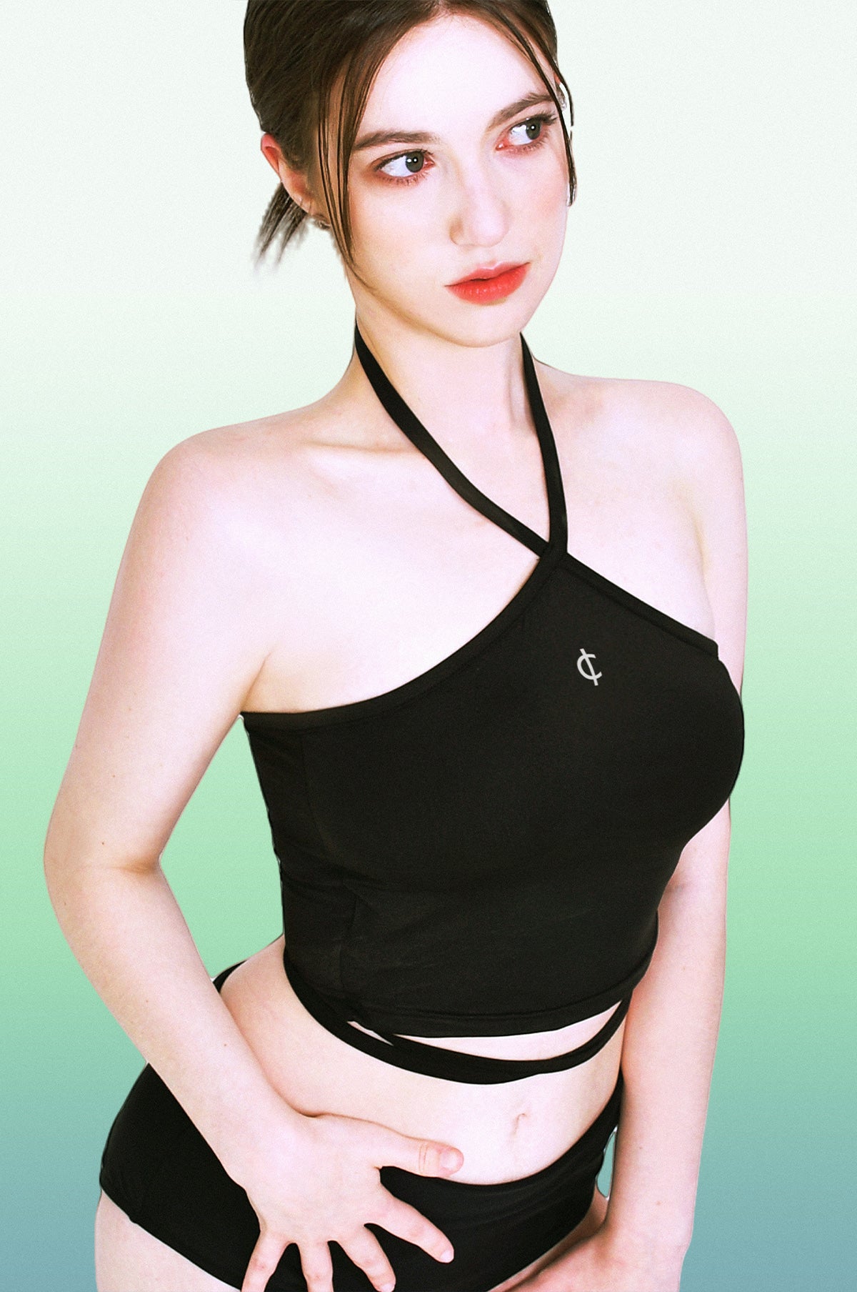 2-way halter span crop sleeveless top (black)