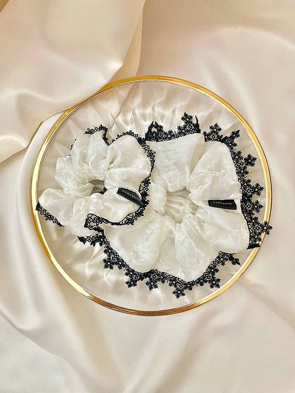 Glossy Organza Lace Satin Hair Scrunchie (M)