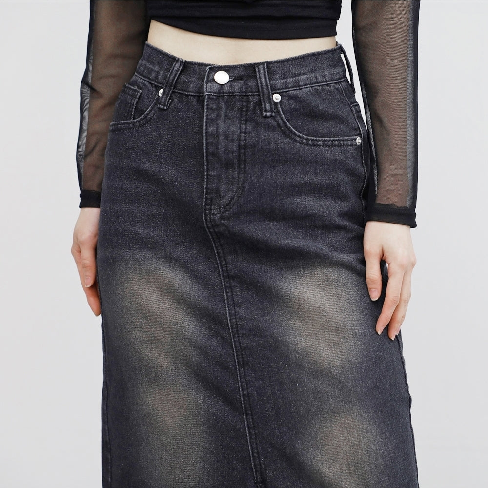 inner slit denim skirt