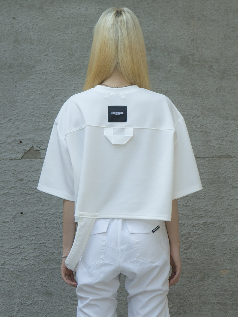 single handle T-shirt