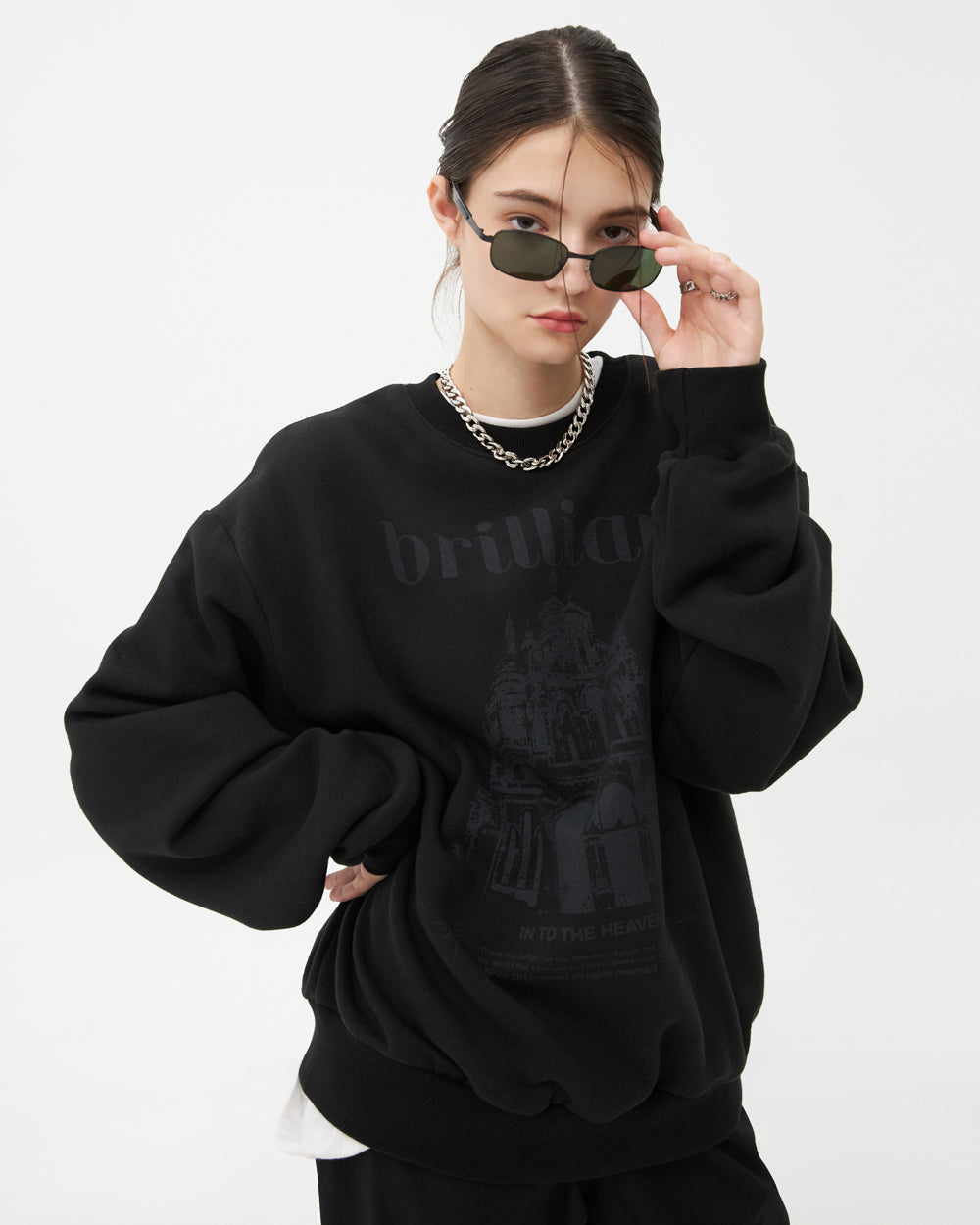 BRILLIANT CASTLE SWEATSHIRT-BLACK