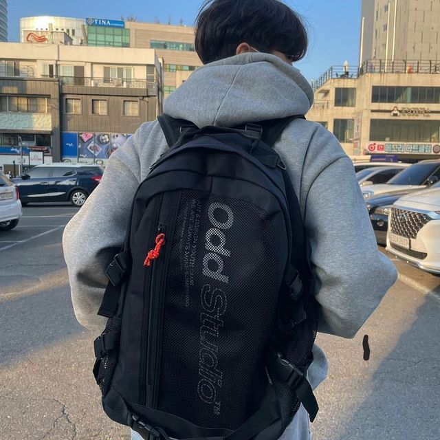 ODD SCOTCH MESH BACKPACK