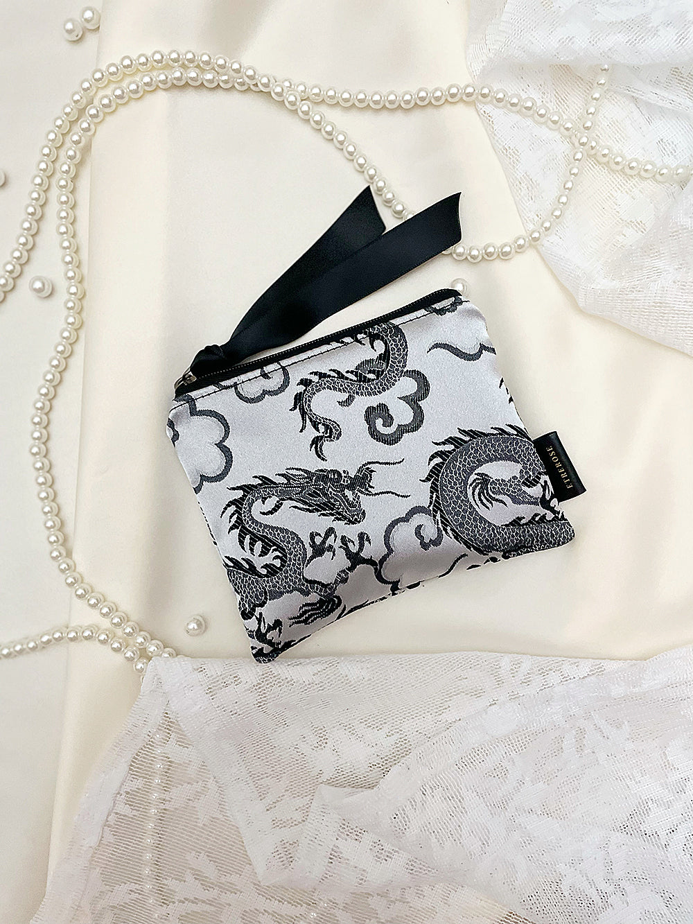 Dragon Embroidery Satin Zip-pouch (S/2color)