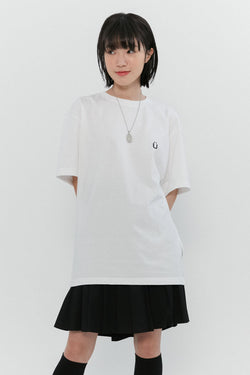 UロゴTシャツ