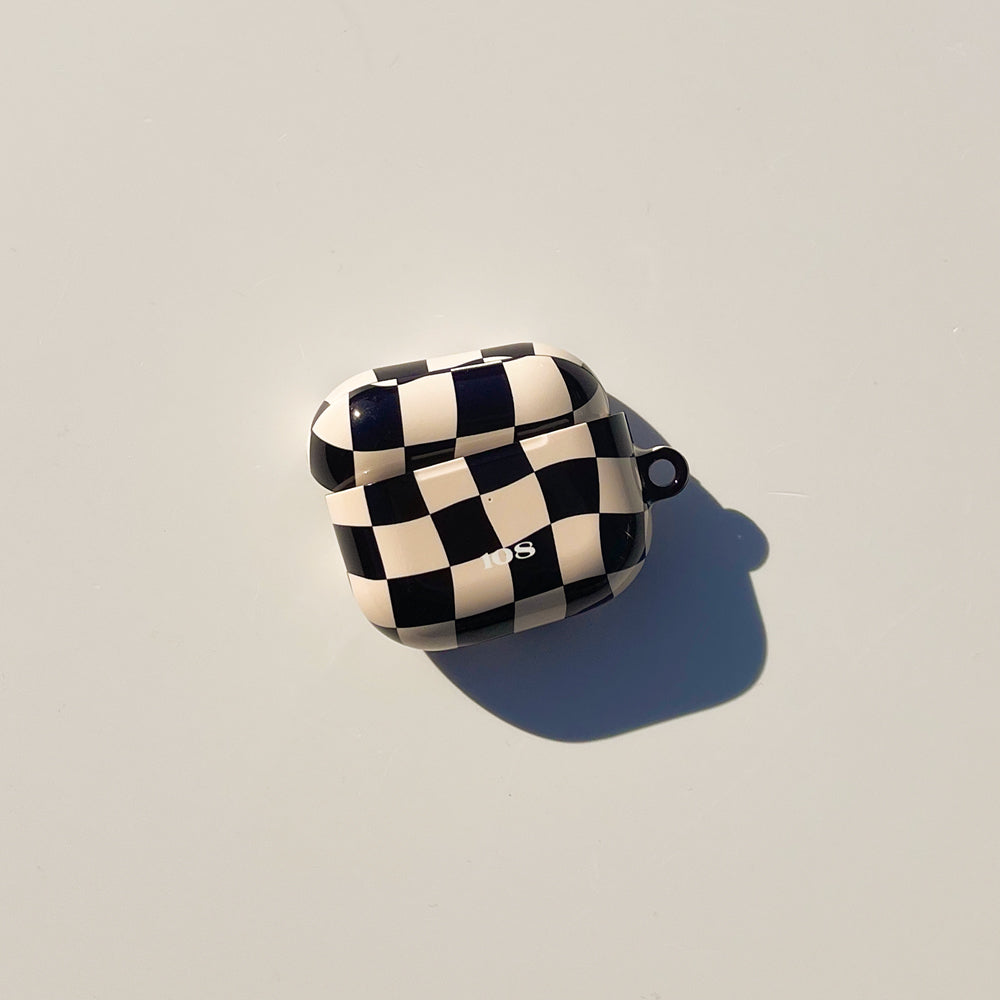 [AirPods] 108 CHECKER BOARD_black beige(glossy-hard)