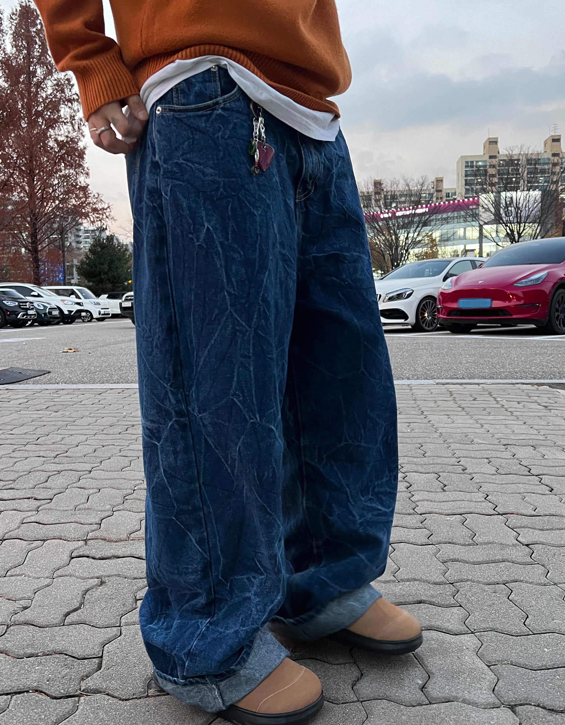 Crack wide denim pants  / denim pants