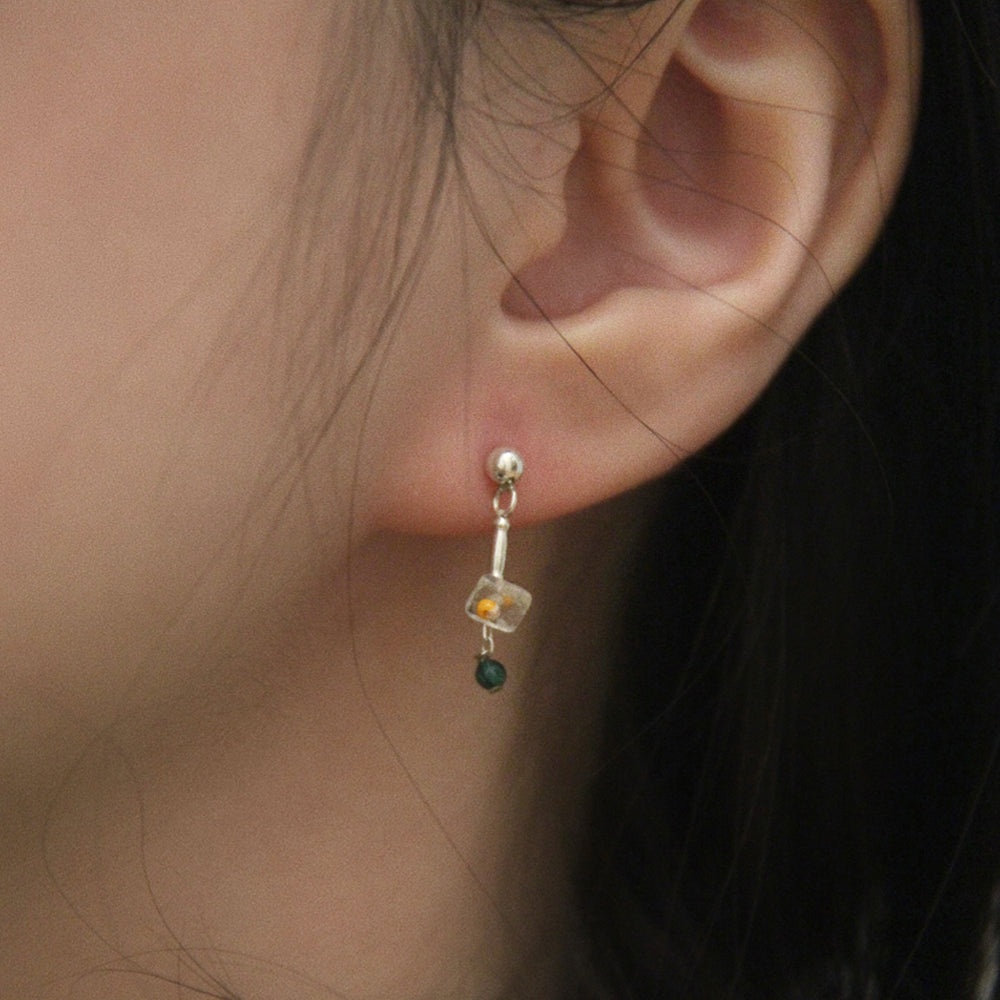 [CCNMADE] TINY CAROL Ⅱ Earring