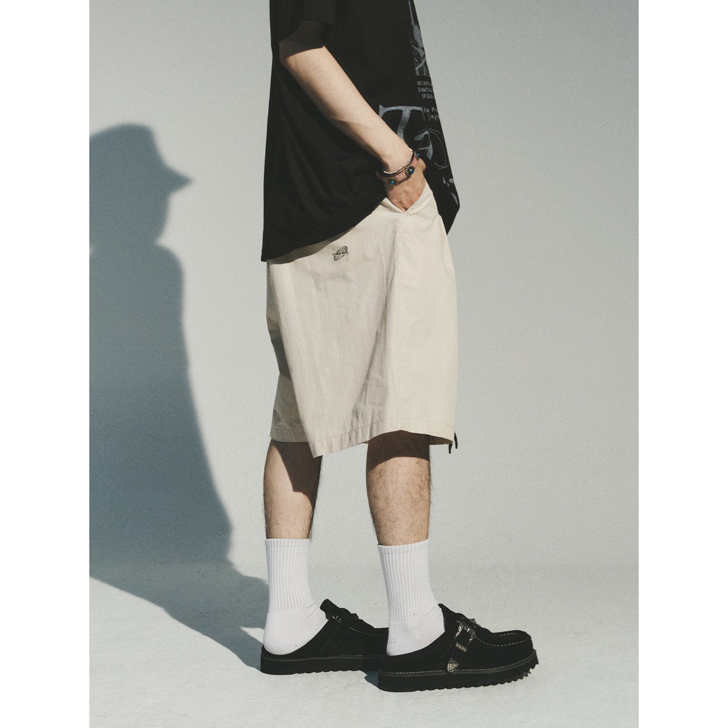 HALF BANDING BERMUDA PANTS_IV