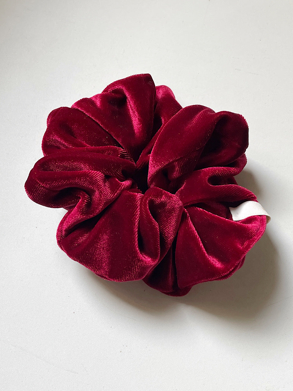 oar Vintage Velvet Volume Scrunchie [Red]