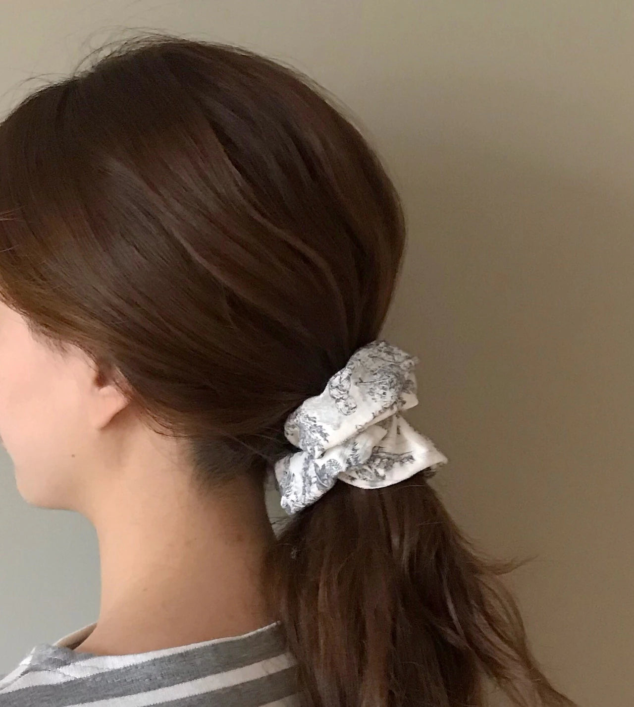 oar French Etoile Scrunchie [Grey]