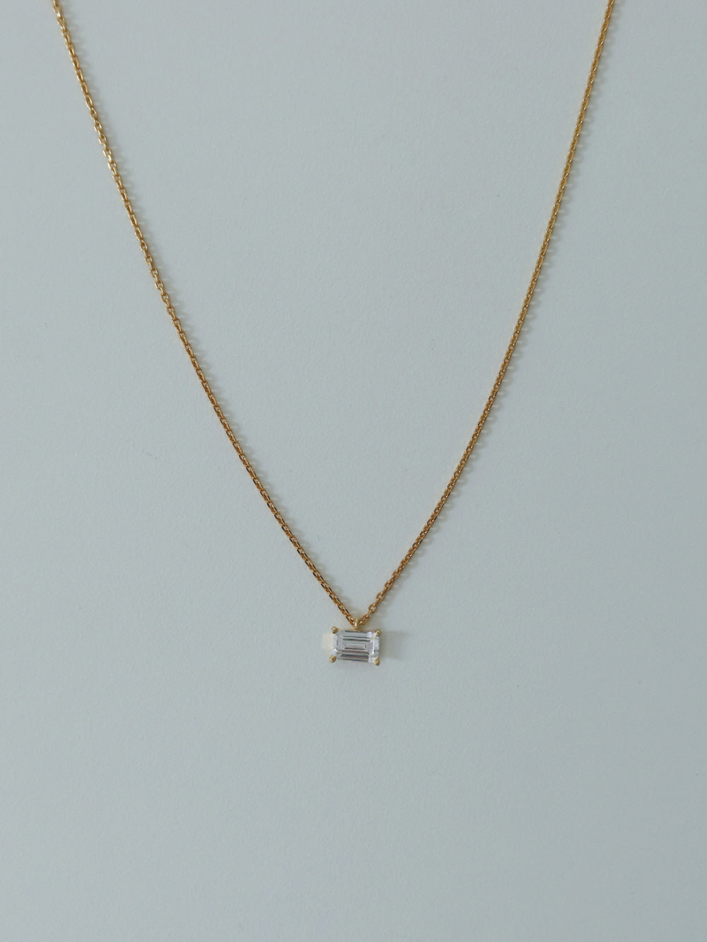 square necklace - white