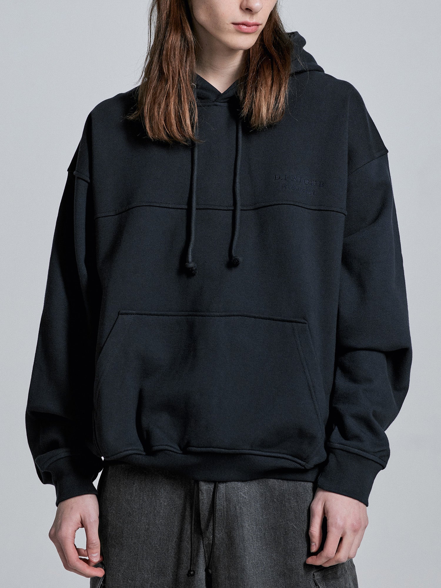 06 OVERSIZED HOODIE