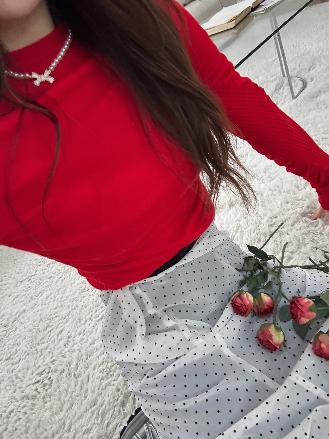 Apple red shirring long sleeve knit