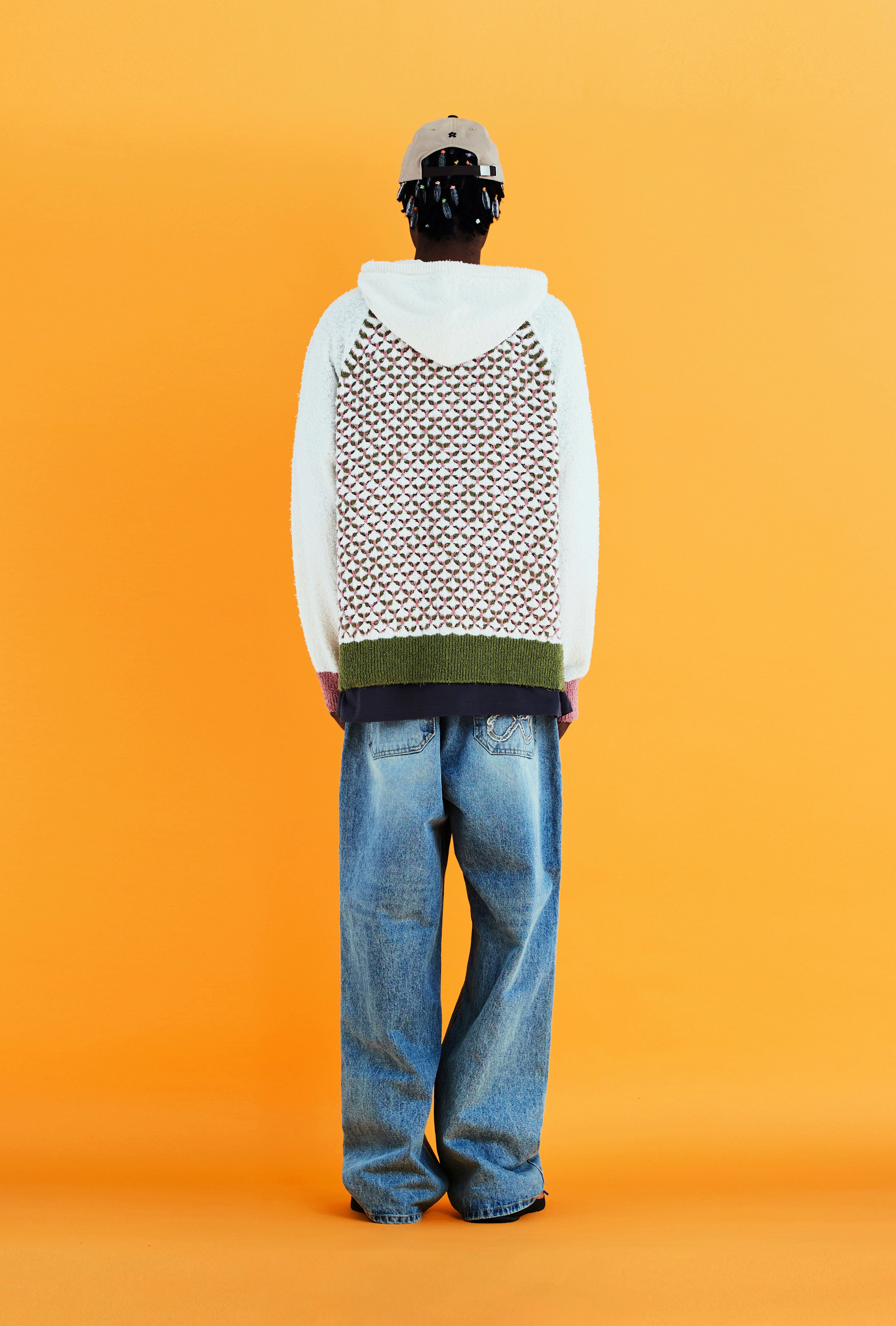 EMBOSSING CLOVER KNIT ZIP-UP HOODIE / IVORY