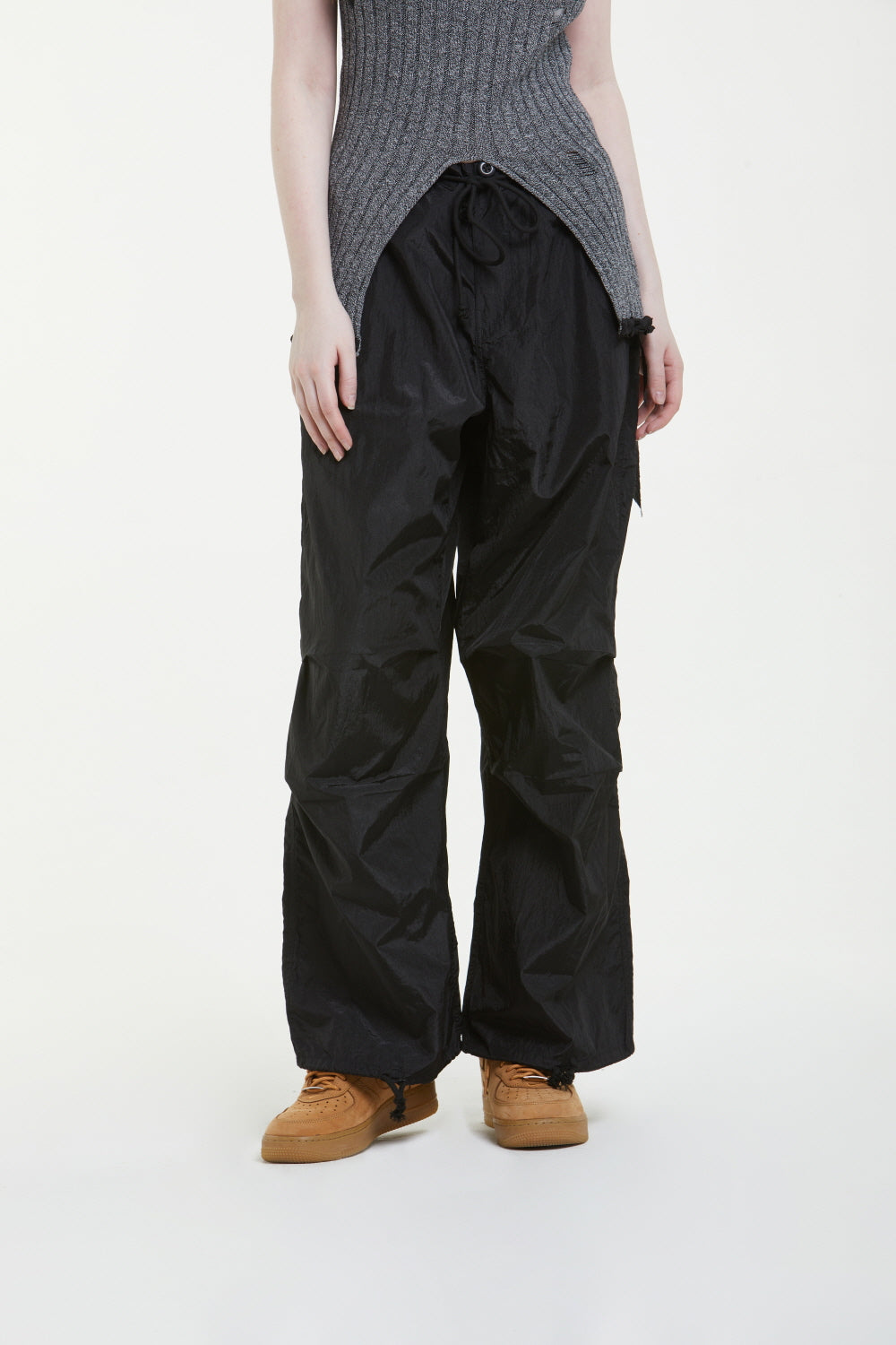 PARACHUTE PANTS