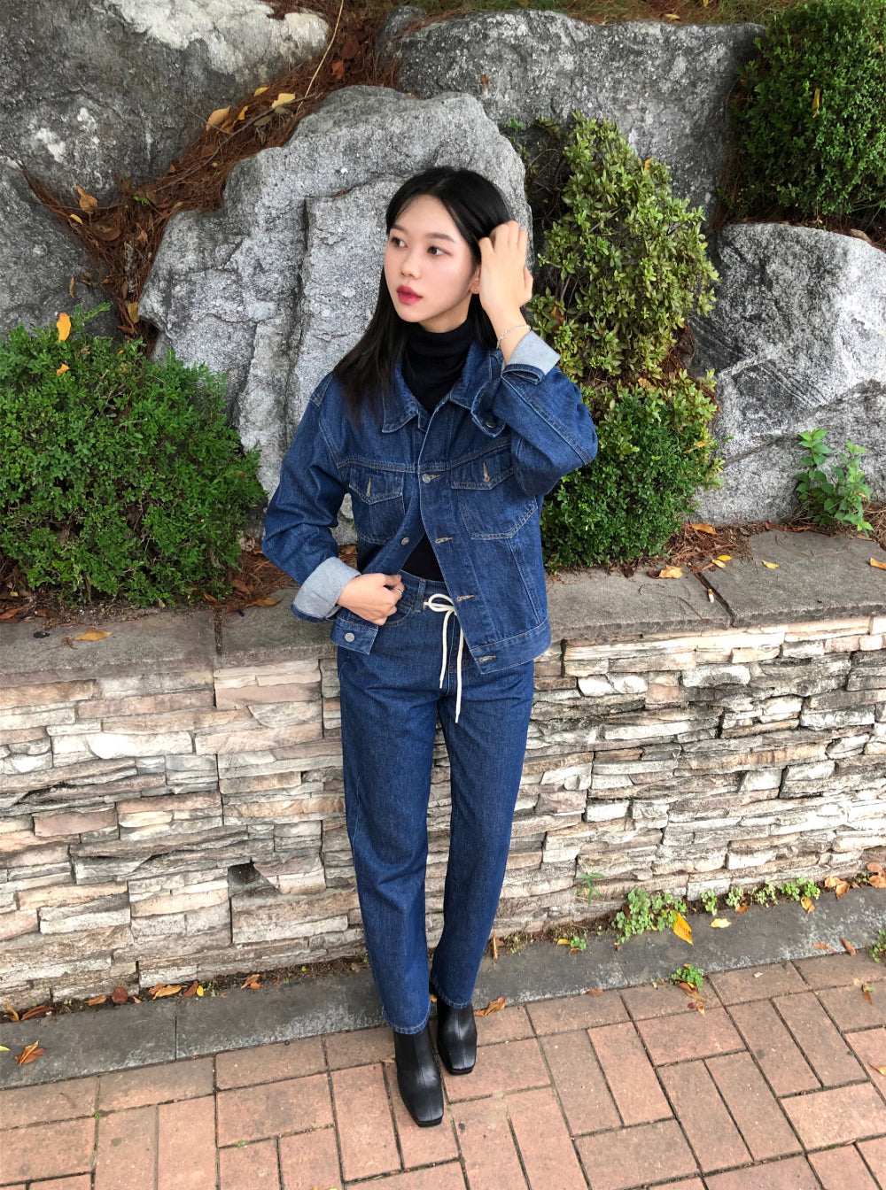 LOOSE FIT BACK LABEL POINT DARK DENIM JACKET [17707]