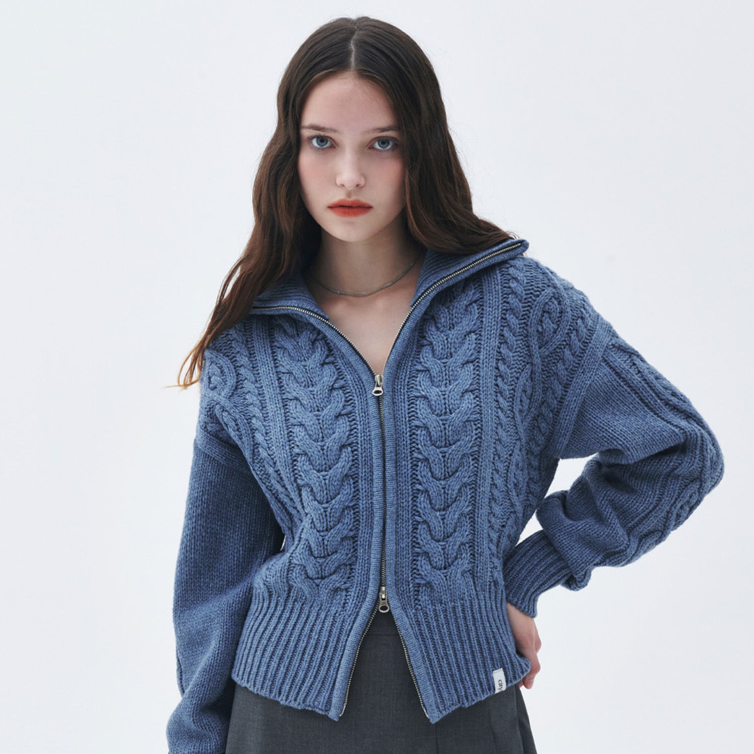 WOOL BLENDED CABLE KNIT ZIP-UP CARDIGAN_BLUE