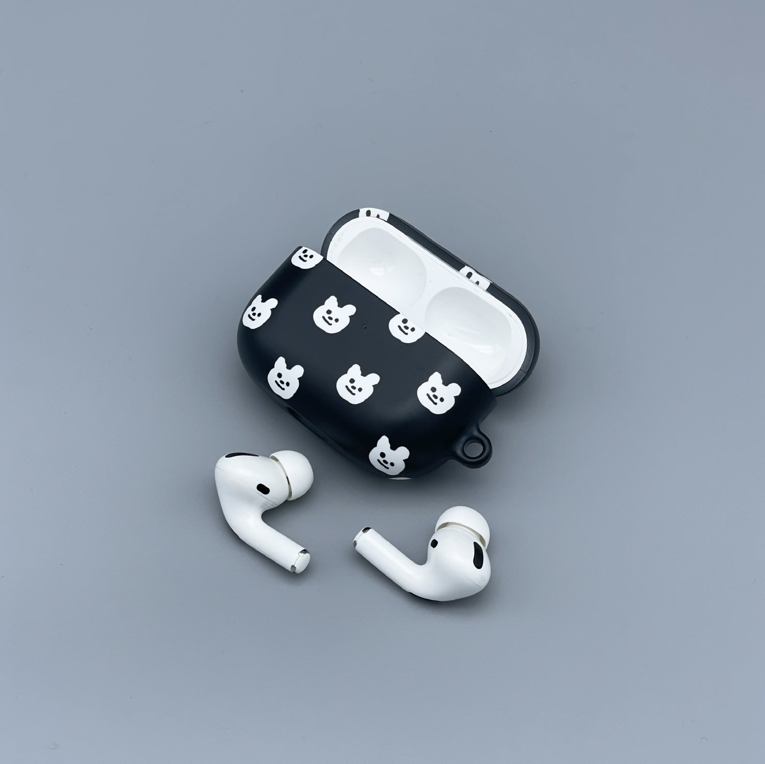 Snow pattern airpods case