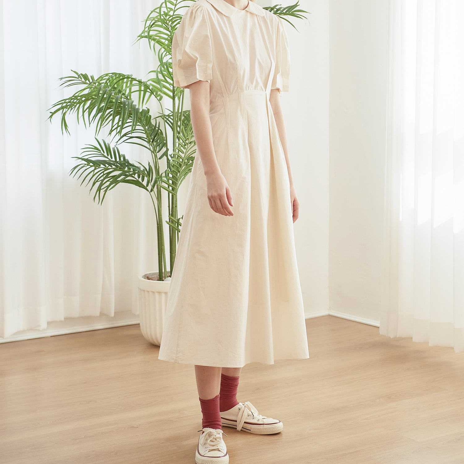 [LINE] Puff Dart Collar Dress