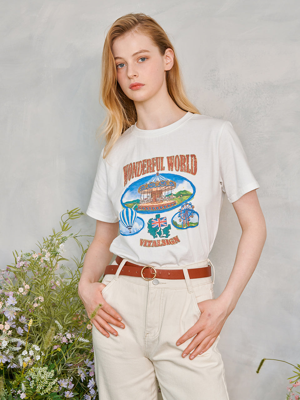 Wonderful World T-Shirt (2colors)