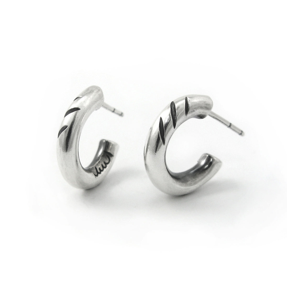 Catclaw 65 silver hoop earring