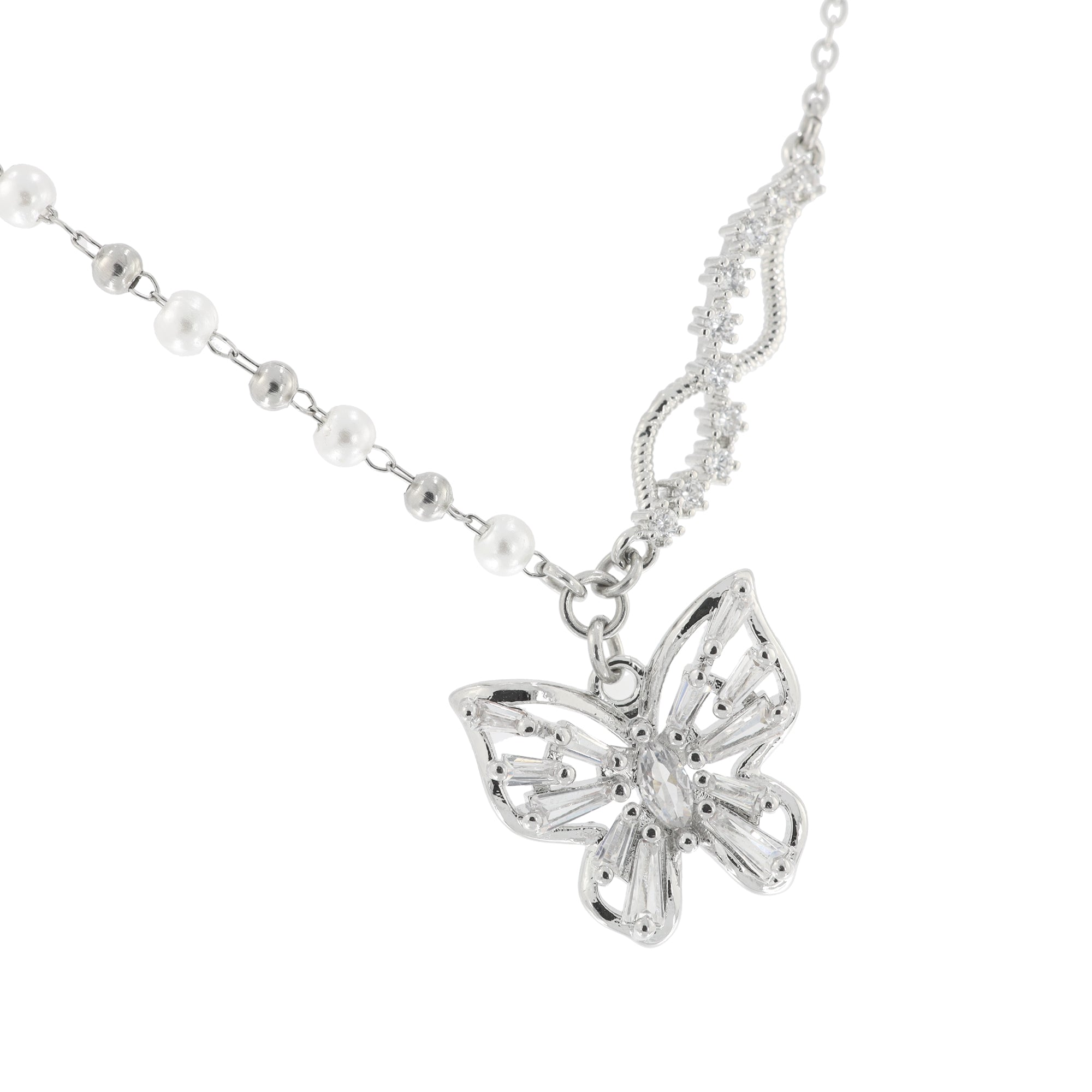 Cubic Wave Butterfly Pearl Necklace