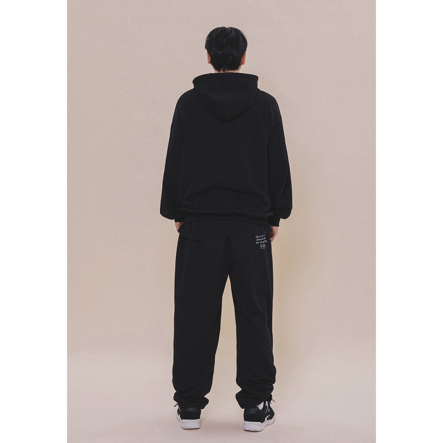 HOLYNUMBER7 X CHOI BYUNGCHAN CHICK GRAPHICS HOODIE_BLACK