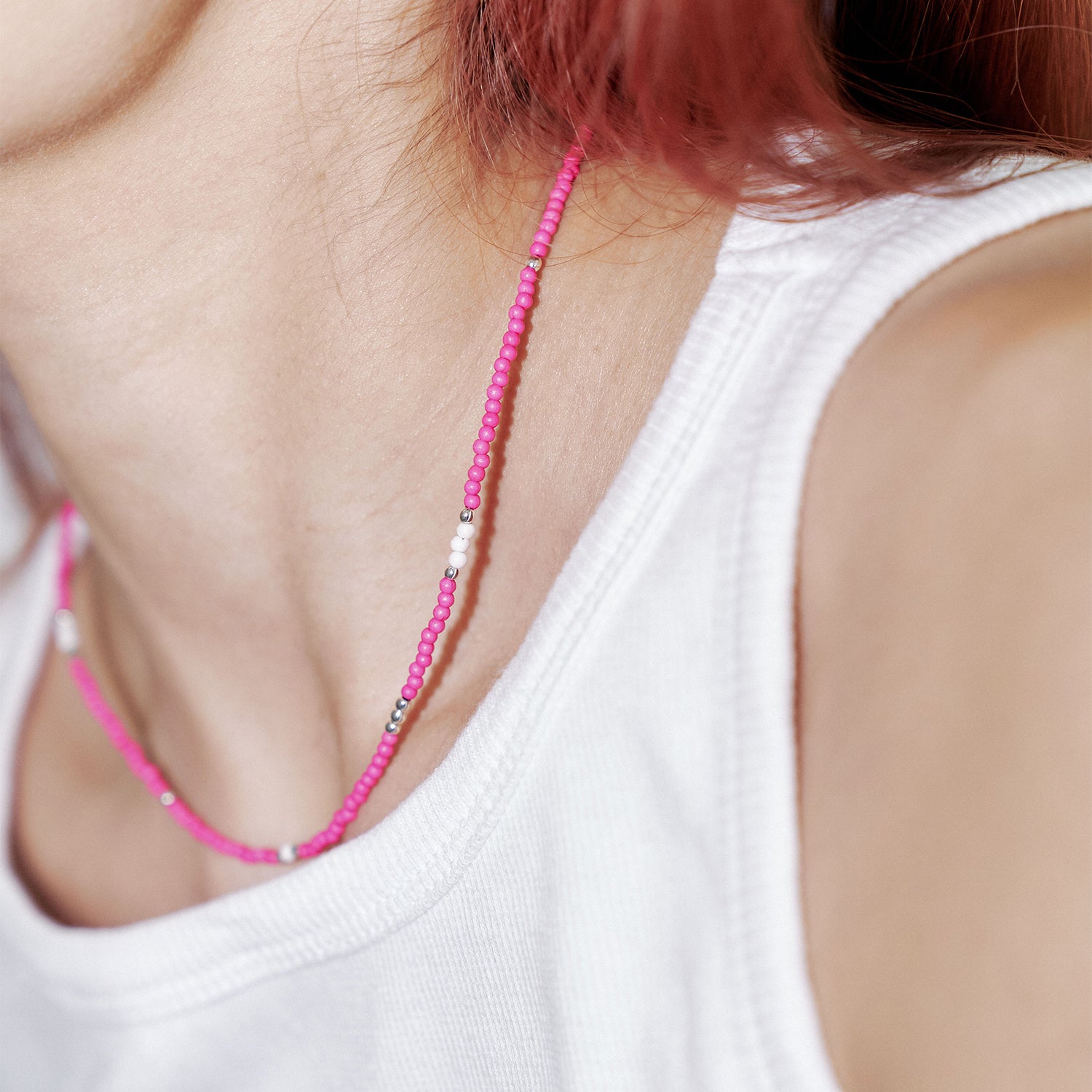 LOVE SKINNY BEADS NECKLACE PINK