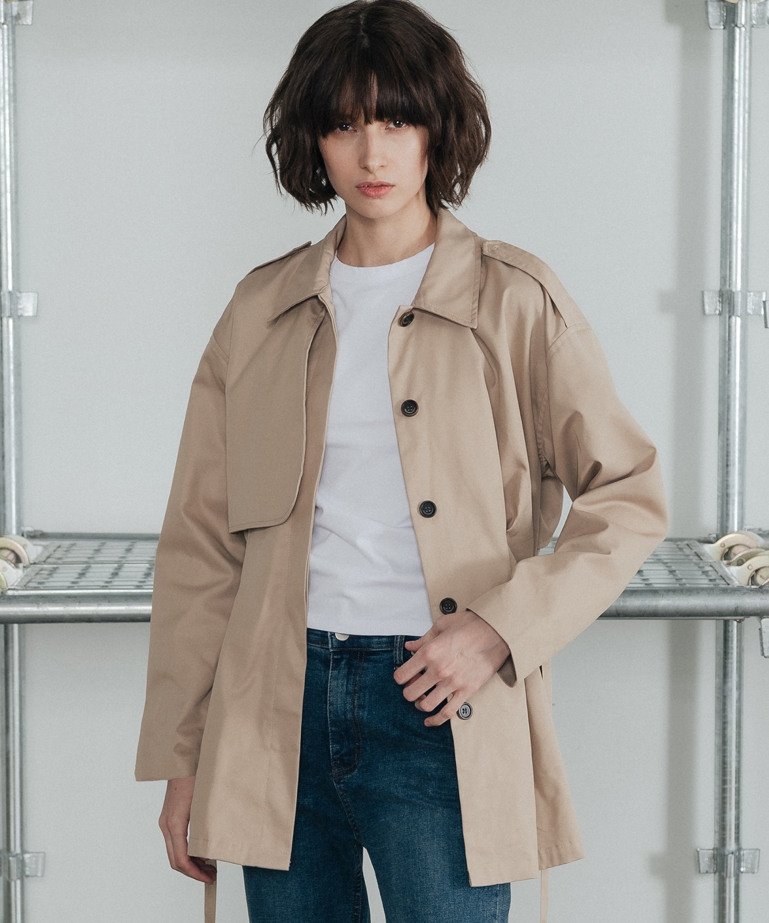 Happiness button half trench coat_beige