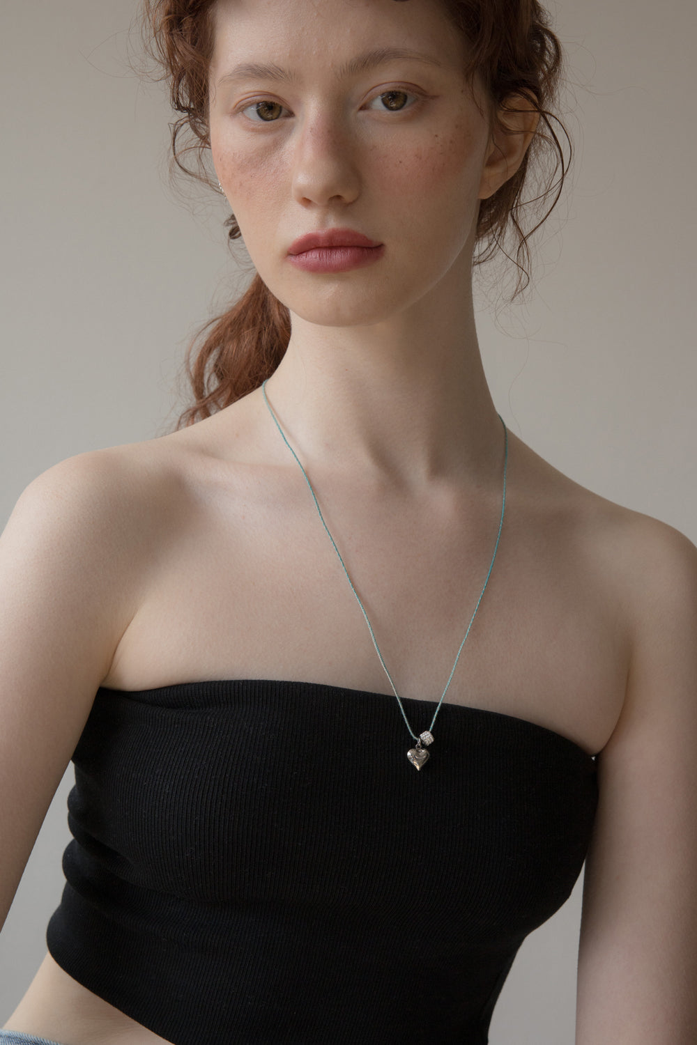 Heart point melange string necklace