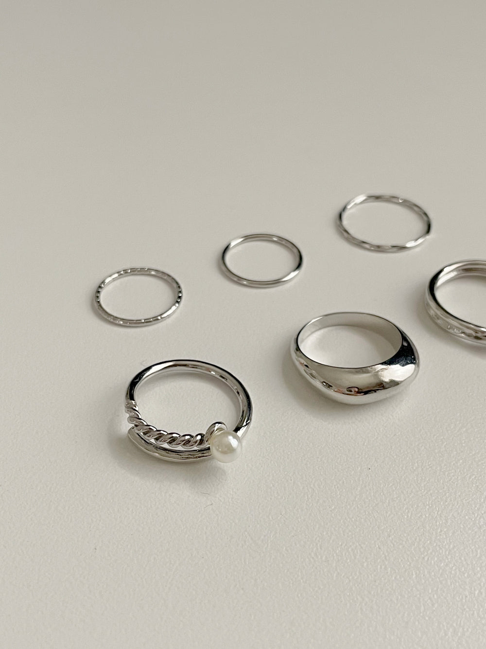 [6 set] bold volume pearl layered ring set / 2 colors